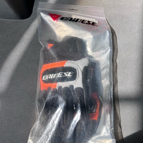 Dainese D-Explorer 2 Gloves Like New Sz Small - Picture 7 of 7